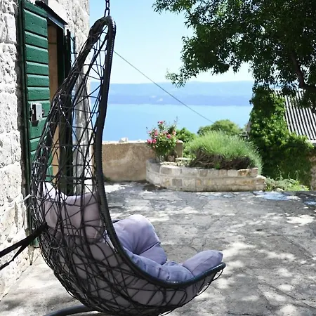 Almondhouse, Stonehouse, Seaview, Big Terace,omis Celina