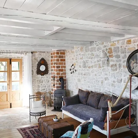 Casa de Férias Almondhouse, Stonehouse, Seaview, Big Terace,omis Celina
